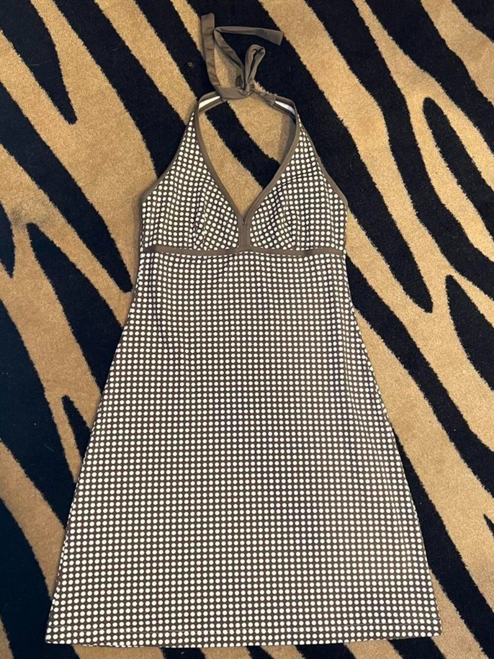 C132 Tommy Bahama Taupe and White Backless Halter Casual Dress